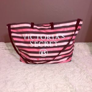 Victoria Secret Duffel bag